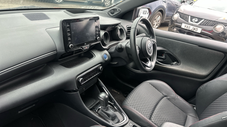 Toyota Yaris 1.5 Hybrid Launch Edition 5dr CVT Hybrid Hatchback